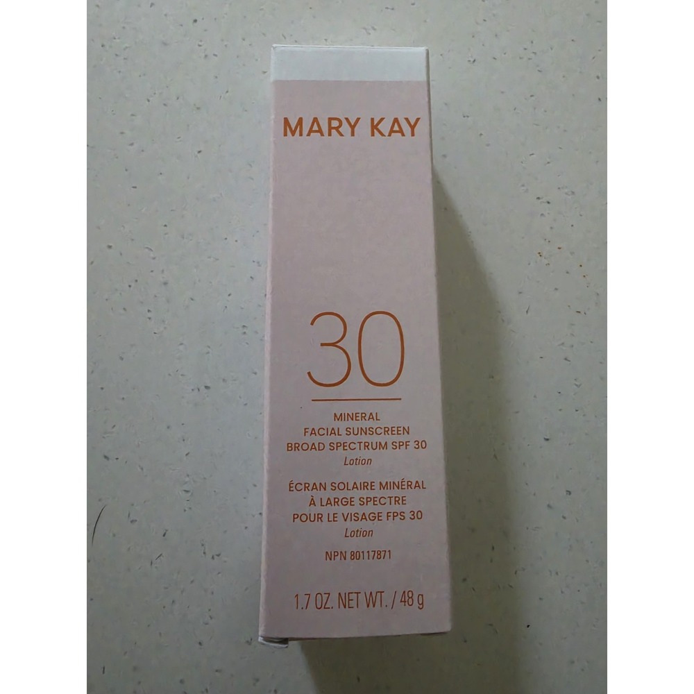 *EXP* MARY KAY Mineral Facial Sunscreen Broad Spectrum SPF 30 Moisturizer NEW